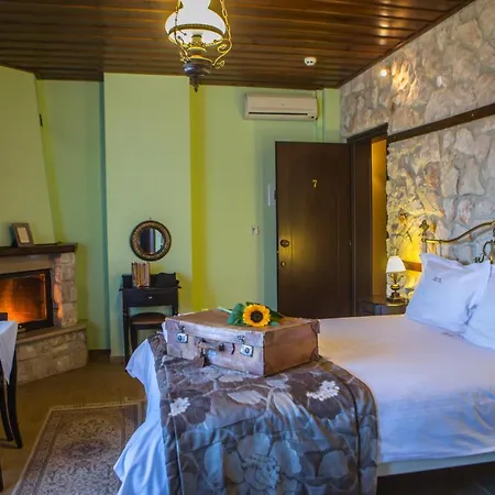 Archontiko Lydia Lithos *