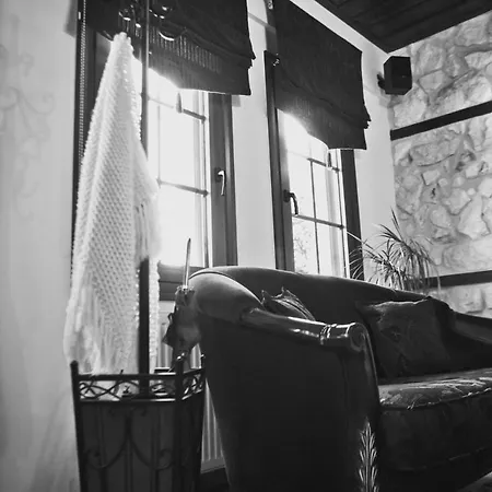 Archontiko Lydia Lithos شقة