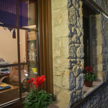 Archontiko Lydia Lithos *