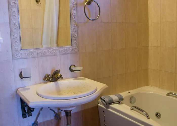 Archontiko Lydia Lithos Órma