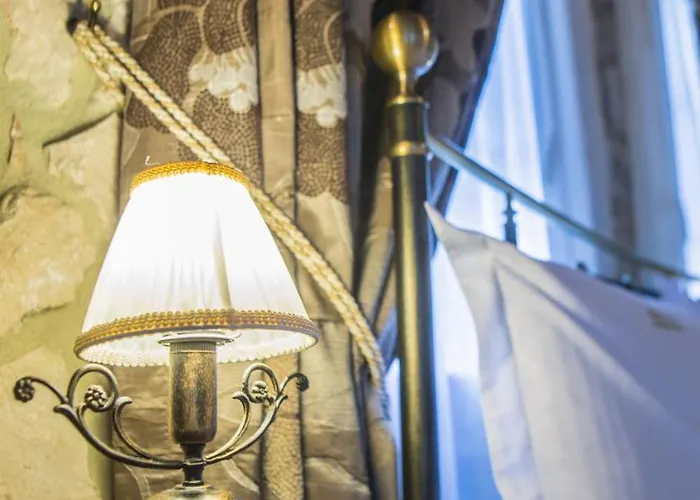 Archontiko Lydia Lithos