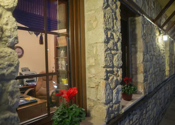 Archontiko Lydia Lithos *